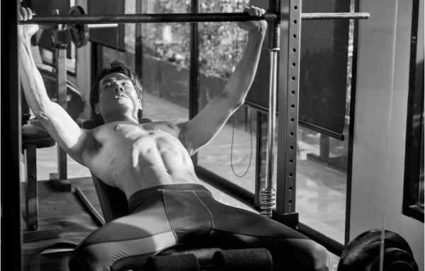 AWESOME-MEN-5--Prinzzer